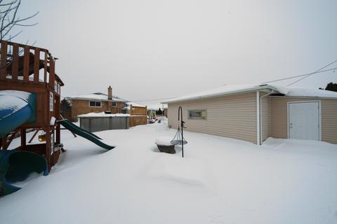 7748 S Octavia Ave, Bridgeview, IL 60455 photo 24