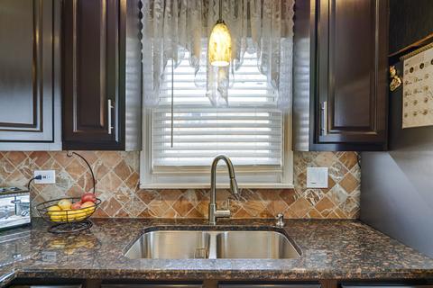 7748 S Octavia Ave, Bridgeview, IL 60455 photo 6