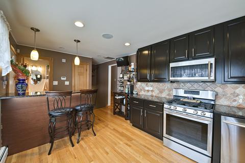 7748 S Octavia Ave, Bridgeview, IL 60455 photo 4