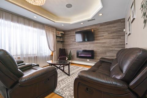 7748 S Octavia Ave, Bridgeview, IL 60455 photo 8