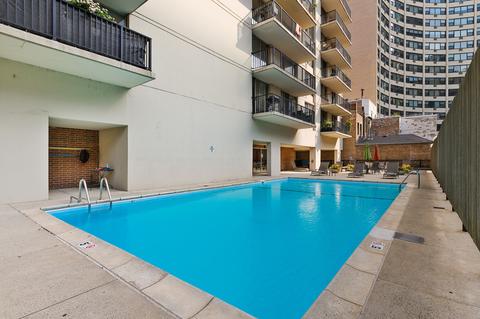 71 E Division St #604, Chicago, IL 60610 photo 23