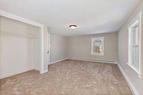 457 Hill Ave, Elgin, IL 60120 photo 9