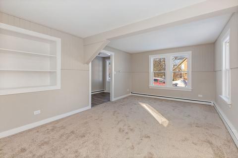 457 Hill Ave, Elgin, IL 60120 photo 5
