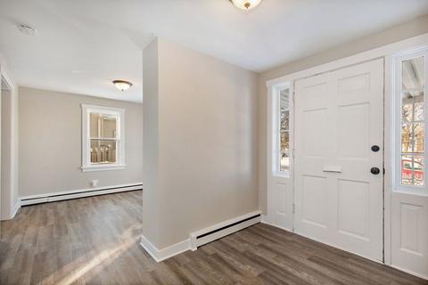 457 Hill Ave, Elgin, IL 60120 photo 2