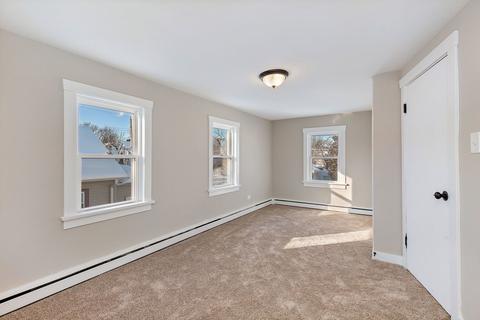 457 Hill Ave, Elgin, IL 60120 photo 11