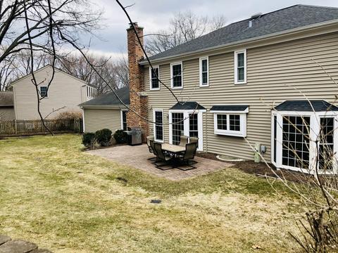 541 Hevern Dr, Wheaton, IL 60189 photo 19