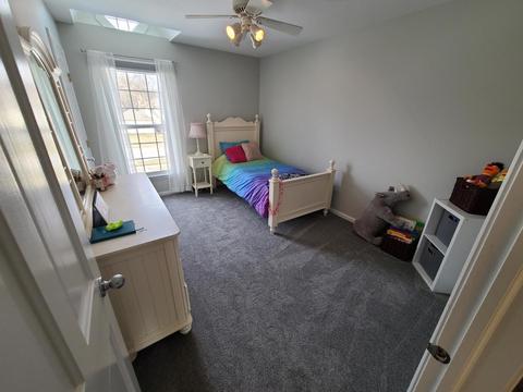 541 Hevern Dr, Wheaton, IL 60189 photo 9