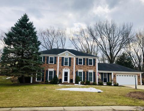 541 Hevern Dr, Wheaton, IL 60189 photo 1