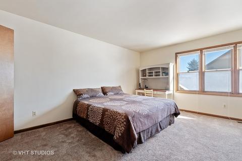 3413 W Lorient Dr, Mchenry, IL 60050 photo 7