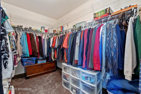 3413 W Lorient Dr, Mchenry, IL 60050 photo 9
