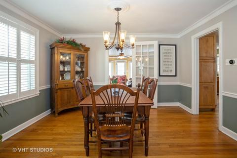 17 E Maple Ave, Roselle, IL 60172 photo 7
