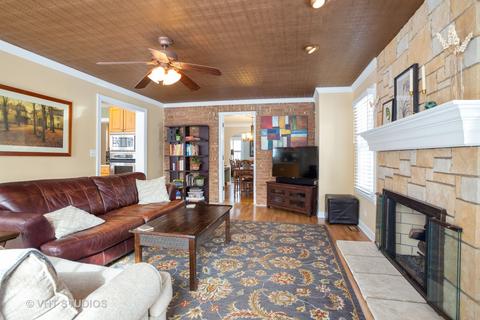 17 E Maple Ave, Roselle, IL 60172 photo 8
