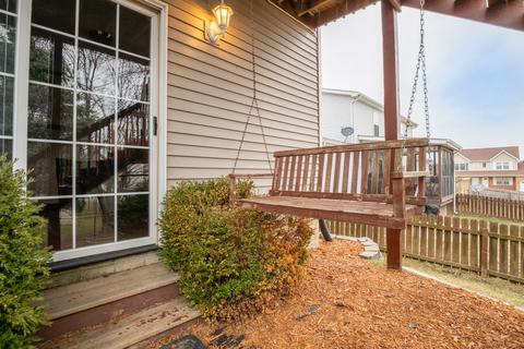 1306 Henry St, Normal, IL 61761 photo 2