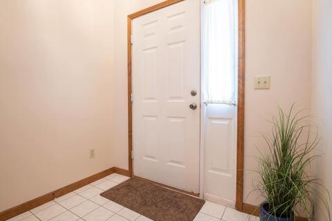 1306 Henry St, Normal, IL 61761 photo 3