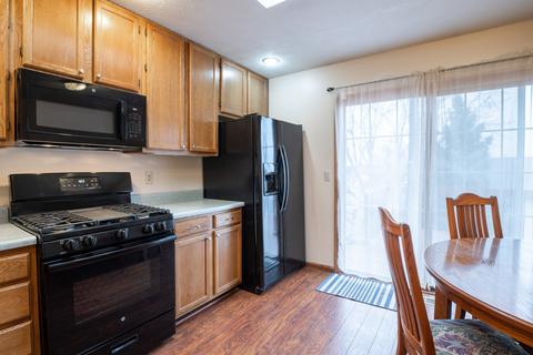 1306 Henry St, Normal, IL 61761 photo 6