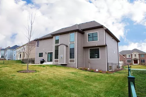 3681 Heathmoor Dr, Elgin, IL 60124 photo 26