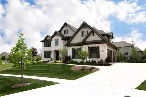 3681 Heathmoor Dr, Elgin, IL 60124 photo 1