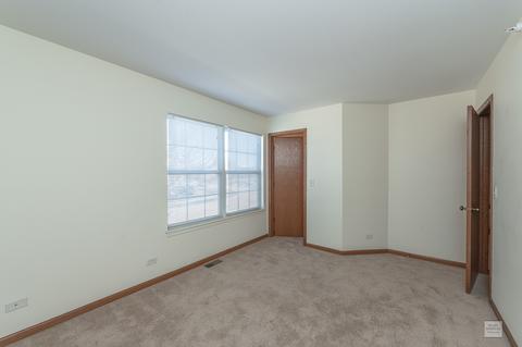 2511 Dickens Dr, Aurora, IL 60503 photo 16