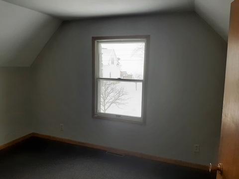 221 E Kirke Gate, Lee, IL 60530 photo 6