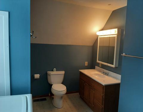 221 E Kirke Gate, Lee, IL 60530 photo 8