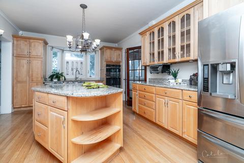2123 Root Ln, Cary, IL 60013 photo 8