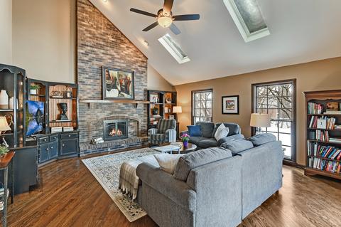 7702 Ridgewood Ln, Burr Ridge, IL 60527 photo 10