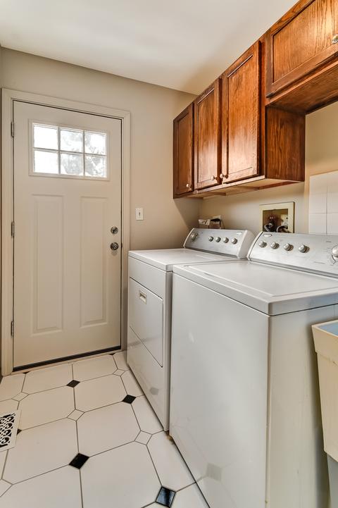 7702 Ridgewood Ln, Burr Ridge, IL 60527 photo 13