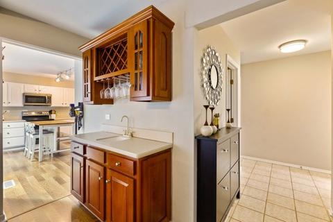 2098 Willow Run, Wheaton, IL 60189 photo 11