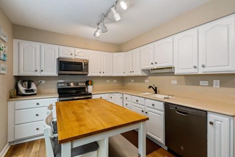 2098 Willow Run, Wheaton, IL 60189 photo 13