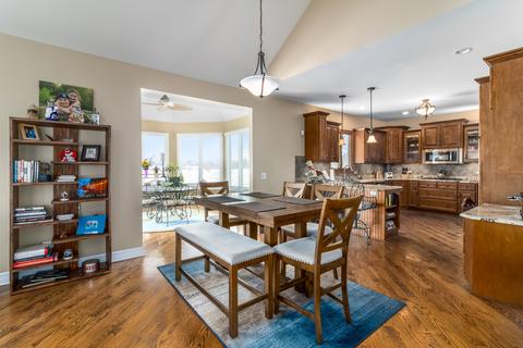 15729 Brookshore Dr, Plainfield, IL 60544 photo 7