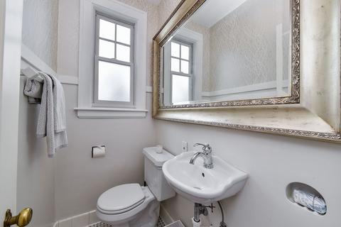 1016 Wheaton Pl, Wheaton, IL 60187 photo 7