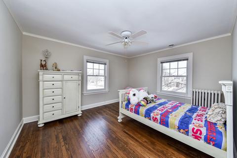 1016 Wheaton Pl, Wheaton, IL 60187 photo 18