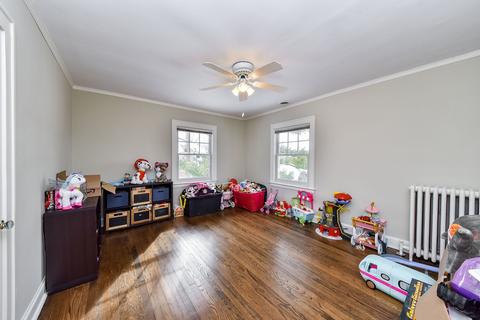 1016 Wheaton Pl, Wheaton, IL 60187 photo 17