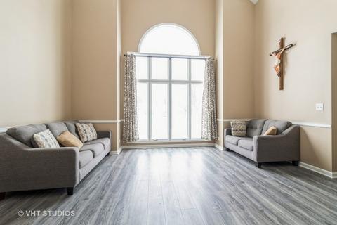 1032 E 7th St, Lockport, IL 60441 photo 2