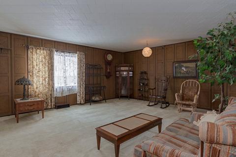 319 Pickett St, Chenoa, IL 61726 photo 7