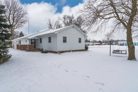 319 Pickett St, Chenoa, IL 61726 photo 31