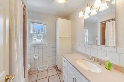 812 S Maple St, Mount Prospect, IL 60056 photo 30
