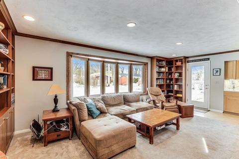 812 S Maple St, Mount Prospect, IL 60056 photo 15