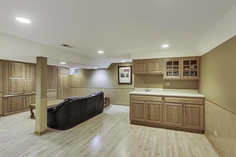 812 S Maple St, Mount Prospect, IL 60056 photo 35