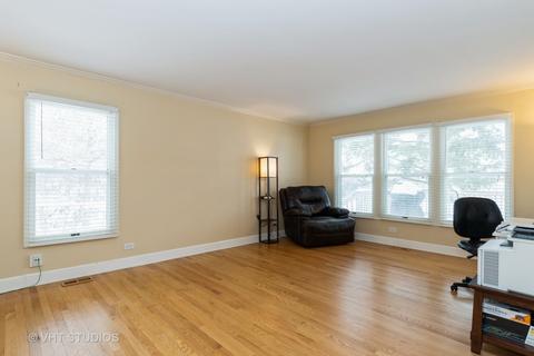 65 Westhampton Ct, Aurora, IL 60504 photo 2