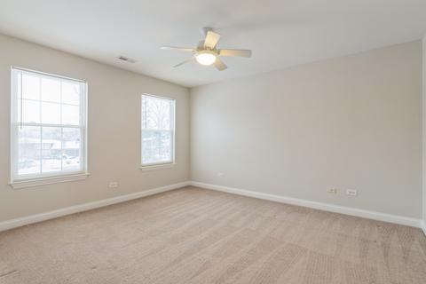 461 Vassar Ln, Des Plaines, IL 60016 photo 16