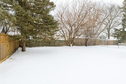 461 Vassar Ln, Des Plaines, IL 60016 photo 18