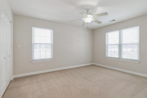461 Vassar Ln, Des Plaines, IL 60016 photo 13