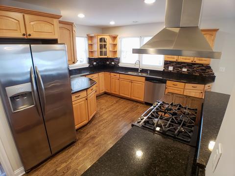 461 Vassar Ln, Des Plaines, IL 60016 photo 6
