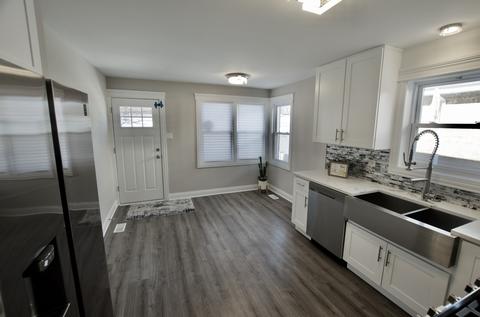 10318 S Artesian Ave, Chicago, IL 60655 photo 13