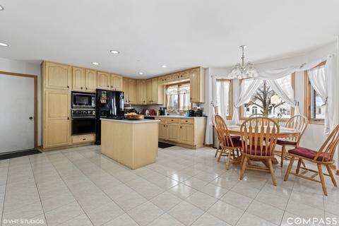 724 N 5th Ave, Addison, IL 60101 photo 9