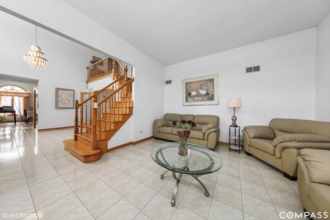 724 N 5th Ave, Addison, IL 60101 photo 6