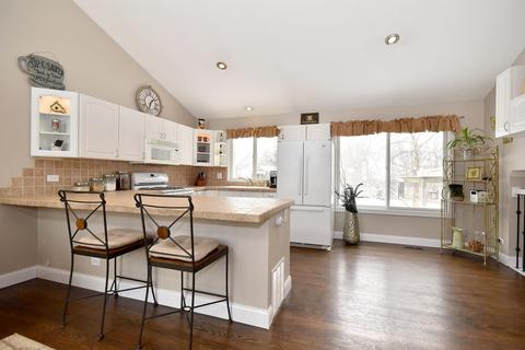 1445 Boston Ct, Bartlett, IL 60103 photo 6