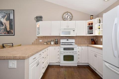 1445 Boston Ct, Bartlett, IL 60103 photo 7