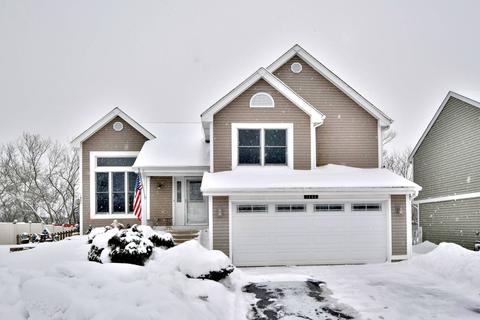 1445 Boston Ct, Bartlett, IL 60103 photo 1